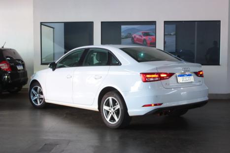 AUDI A3 Sedan 1.4 16V 4P TFSI ATTRACTION AUTOM�TICO, Foto 4
