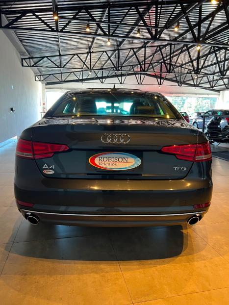 AUDI A4 2.0 16V 4P TFSI ATTRACTION AUTOM�TICO, Foto 5