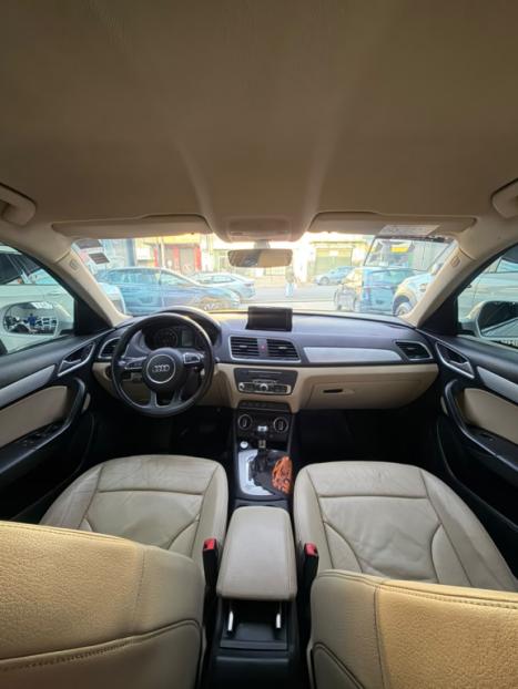 AUDI Q3 1.4 4P FLEX TFSI AMBITION S-TRONIC AUTOM�TICO, Foto 8