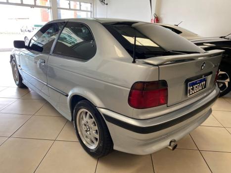 BMW 318I 1.8 16V 4P, Foto 2
