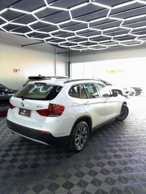 BMW X1 2.0 16V 4P SDRIVE 18I TOP AUTOMÁTICO, Foto 4