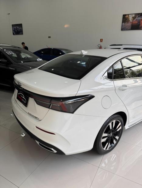 CHERY Arrizo 6 Pro 1.5 16V 4P FLEX TURBO AUTOMÁTICO CVT, Foto 3