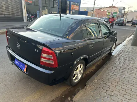 CHEVROLET Astra Sedan 2.0 4P, Foto 4