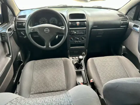 CHEVROLET Astra Sedan 2.0 4P FLEX ADVANTAGE, Foto 9