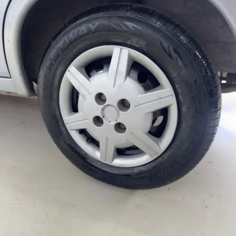 CHEVROLET Classic Sedan 1.0 4P, Foto 12