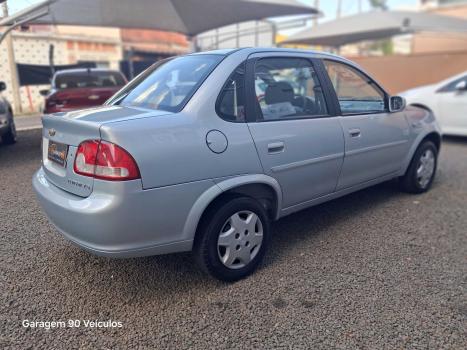 CHEVROLET Corsa Sedan 1.0 4P CLASSIC VHCE FLEX, Foto 4