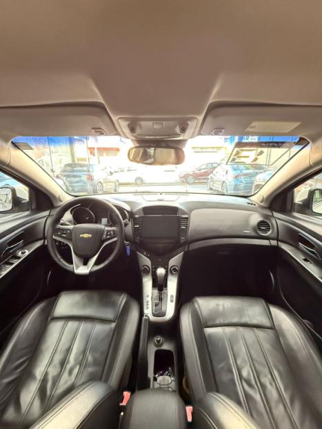 CHEVROLET Cruze Hatch 1.8 16V 4P LT SPORT6 FLEX AUTOM�TICO, Foto 9