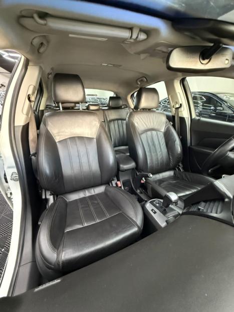 CHEVROLET Cruze Hatch 1.8 16V 4P LT SPORT6 FLEX AUTOM�TICO, Foto 10