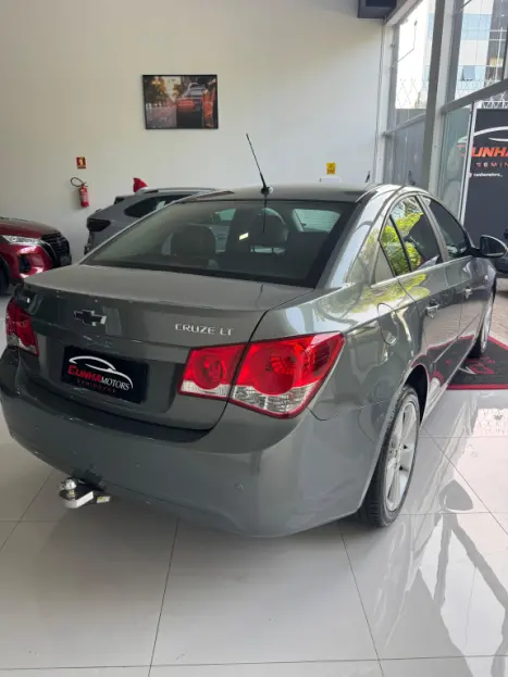 CHEVROLET Cruze Sedan 1.8 16V 4P LT ECOTEC FLEX, Foto 2