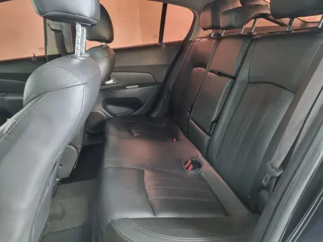 CHEVROLET Cruze Sedan 1.8 16V 4P LTZ ECOTEC FLEX AUTOM�TICO, Foto 3