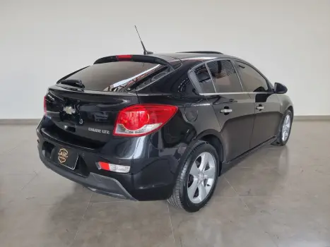 CHEVROLET Cruze Sedan 1.8 16V 4P LTZ ECOTEC FLEX AUTOM�TICO, Foto 6