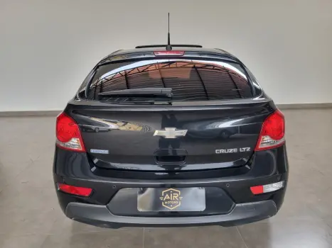 CHEVROLET Cruze Sedan 1.8 16V 4P LTZ ECOTEC FLEX AUTOM�TICO, Foto 7