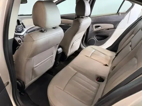 CHEVROLET Cruze Sedan 1.8 16V 4P LTZ ECOTEC FLEX AUTOMÁTICO, Foto 10