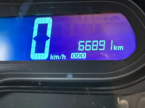 CHEVROLET Onix Hatch 1.4 4P FLEX LT, Foto 6 CHEVROLET Onix Hatch 1.4 4P FLEX LT, Foto 6