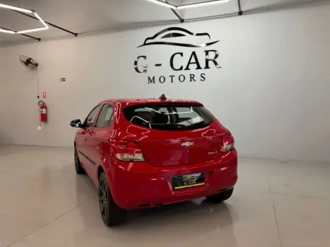 CHEVROLET Onix Hatch 1.0 4P FLEX LT, Foto 5 CHEVROLET Onix Hatch 1.0 4P FLEX LT, Foto 5