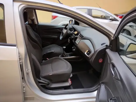 CHEVROLET Onix Hatch 1.0 4P FLEX LT, Foto 8 CHEVROLET Onix Hatch 1.0 4P FLEX LT, Foto 8