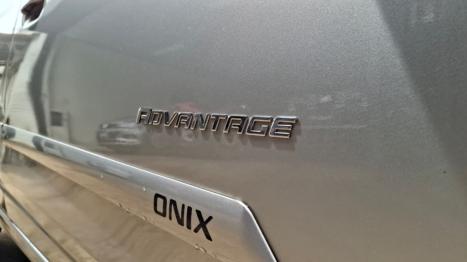 CHEVROLET Onix Hatch 1.4 4P FLEX ADVANTAGE AUTOMTICO, Foto 6
