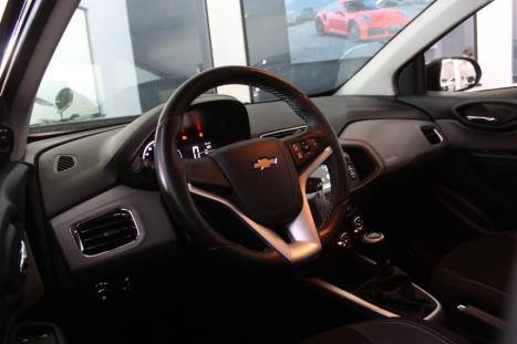 CHEVROLET Onix Hatch 1.4 4P FLEX LT, Foto 9