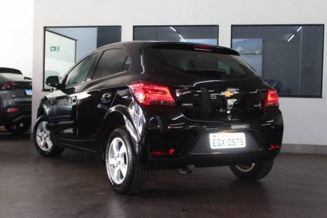 CHEVROLET Onix Hatch 1.4 4P FLEX LT, Foto 4