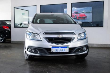 CHEVROLET Onix Hatch 1.4 4P FLEX LTZ, Foto 2