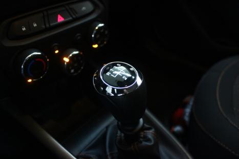 CHEVROLET Onix Hatch 1.4 4P FLEX LTZ, Foto 12