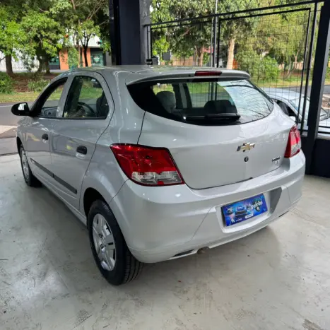 CHEVROLET Onix Hatch 1.0 4P FLEX LS, Foto 4