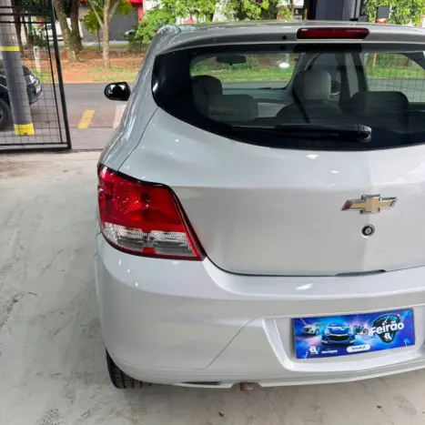 CHEVROLET Onix Hatch 1.0 4P FLEX LS, Foto 6