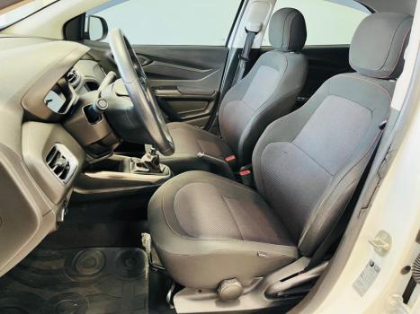 CHEVROLET Onix Hatch 1.4 4P FLEX LTZ, Foto 5