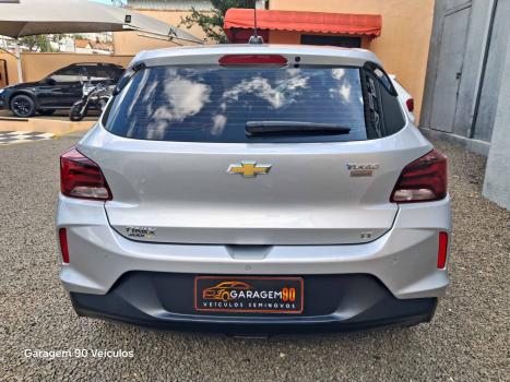 CHEVROLET Onix Hatch 1.0 12V 4P FLEX LT TURBO AUTOM�TICO, Foto 5