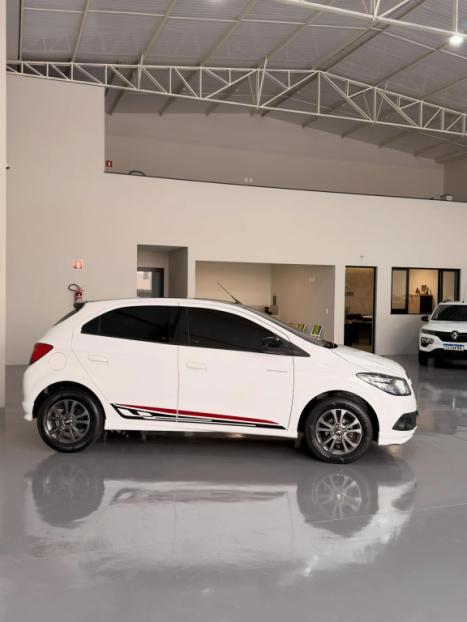 CHEVROLET Onix Hatch 1.4 4P FLEX EFFECT, Foto 4