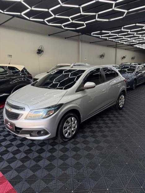 CHEVROLET Onix Hatch 1.4 4P FLEX LT, Foto 1