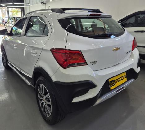 CHEVROLET Onix Hatch 1.4 4P FLEX ACTIV AUTOM�TICO, Foto 6