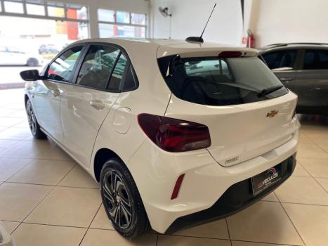 CHEVROLET Onix Hatch 1.0 4P FLEX LT2, Foto 2