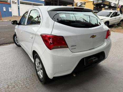 CHEVROLET Onix Hatch 1.0 12V 4P FLEX LT, Foto 5