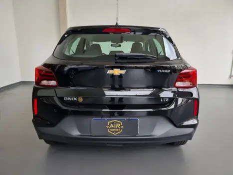 CHEVROLET Onix Hatch 1.0 12V 4P FLEX LTZ TURBO, Foto 7