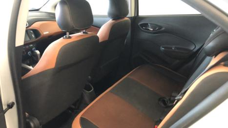 CHEVROLET Onix Hatch 1.4 4P FLEX ACTIV AUTOM�TICO, Foto 14