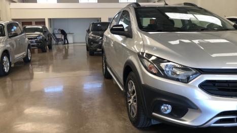 CHEVROLET Onix Hatch 1.4 4P FLEX ACTIV AUTOM�TICO, Foto 5