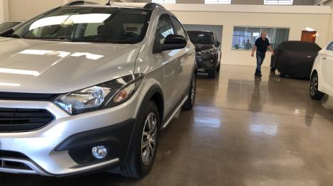 CHEVROLET Onix Hatch 1.4 4P FLEX ACTIV AUTOM�TICO, Foto 6