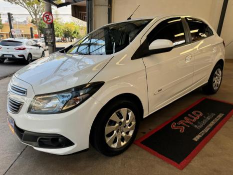 CHEVROLET Onix Hatch 1.0 4P FLEX LT, Foto 1