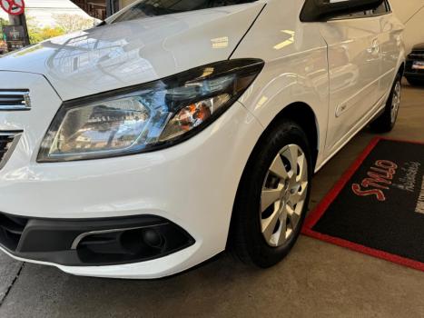 CHEVROLET Onix Hatch 1.0 4P FLEX LT, Foto 2