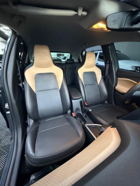 CHEVROLET Onix Hatch 1.0 12V 4P FLEX PREMIER 2 TURBO AUTOM�TICO, Foto 10