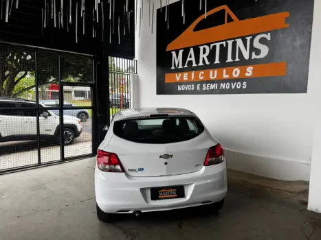CHEVROLET Onix Hatch 1.0 12V 4P FLEX, Foto 6