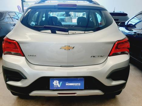 CHEVROLET Onix Hatch 1.4 4P FLEX ACTIV AUTOM�TICO, Foto 3