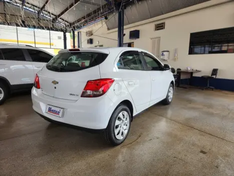 CHEVROLET Onix Hatch 1.4 4P FLEX LTZ, Foto 5