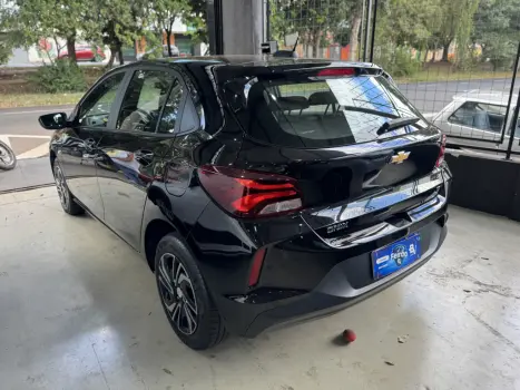 CHEVROLET Onix Hatch 1.0 4P FLEX LT2, Foto 5