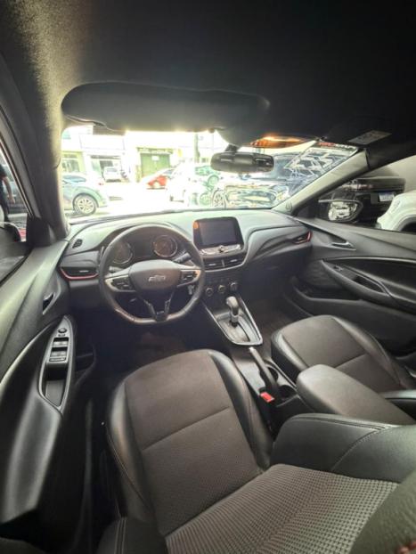 CHEVROLET Onix Hatch 1.0 12V 4P FLEX RS TURBO AUTOM�TICO, Foto 8