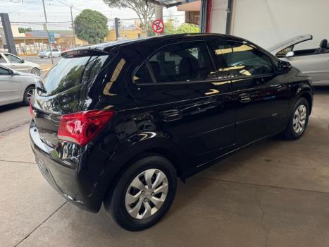 CHEVROLET Onix Hatch 1.0 12V 4P FLEX LT, Foto 2