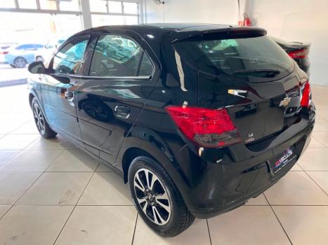 CHEVROLET Onix Hatch 1.4 4P FLEX LT, Foto 16