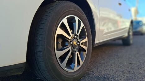 CHEVROLET Onix Hatch 1.4 4P FLEX LTZ, Foto 5