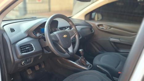 CHEVROLET Onix Hatch 1.4 4P FLEX LTZ, Foto 7